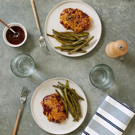 Mini BBQ Chicken Meatloaves with Green Beans