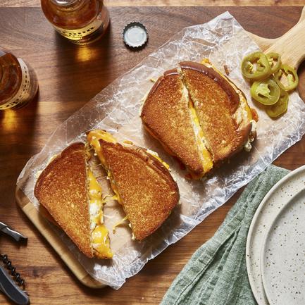 Jalapeño Popper Grilled Cheese