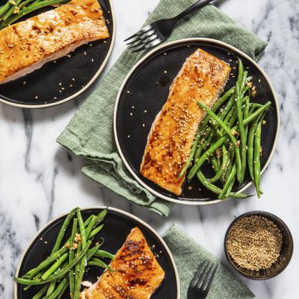 Chili-Garlic Salmon and Green Beans